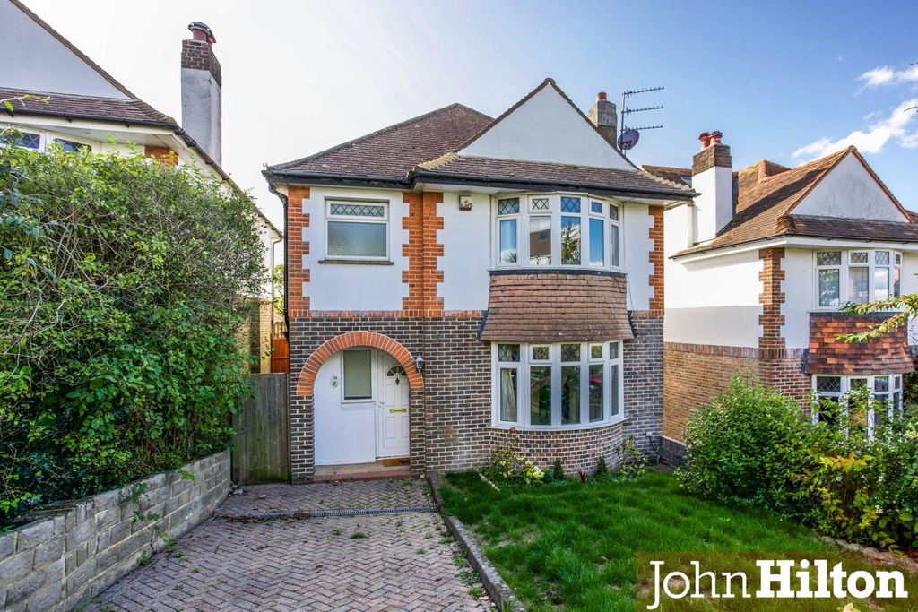 Property photo 1 of 26 Braybon Avenue-4.Jpg