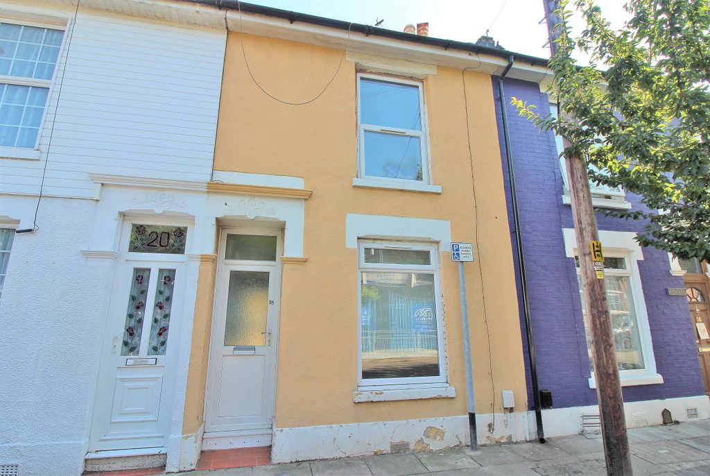 Property photo 1 of 10