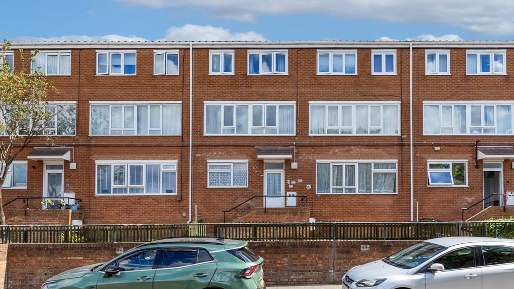 Property photo 1 of 19 6 Peabody Hill, Tulse Hill, London, Se21 8Ld