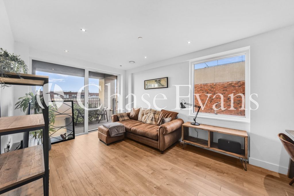 Property photo 1 of 10 Living Area