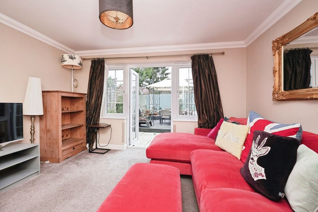 Property photo 2 of 18 Pbox-Img.Jpg