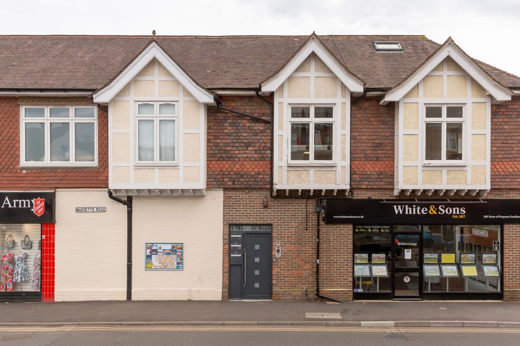 Property photo 1 of 9 Picture No. 01