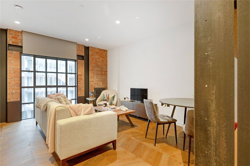 Property photo 1 of 6 Reception Room