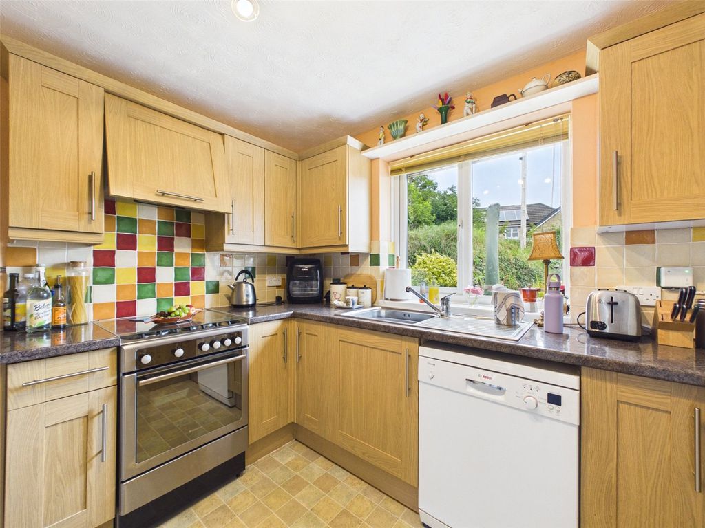 Property photo 3 of 24 Picture No. 06