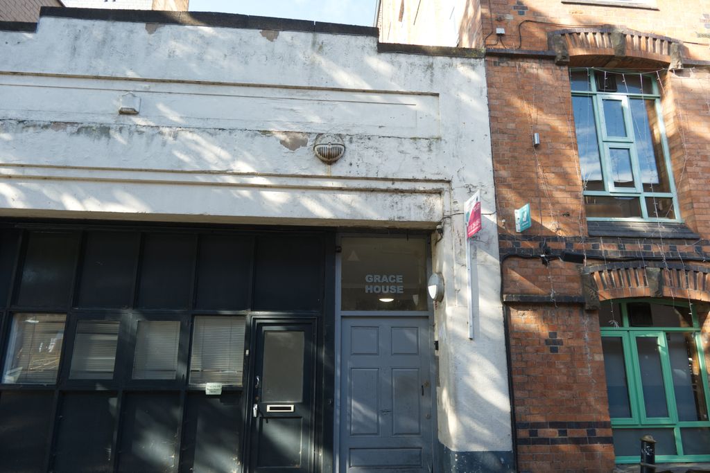 Property photo 2 of 2