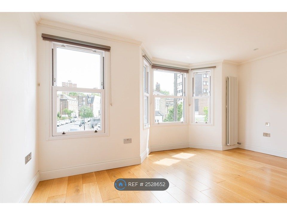 Property photo 2 of 35