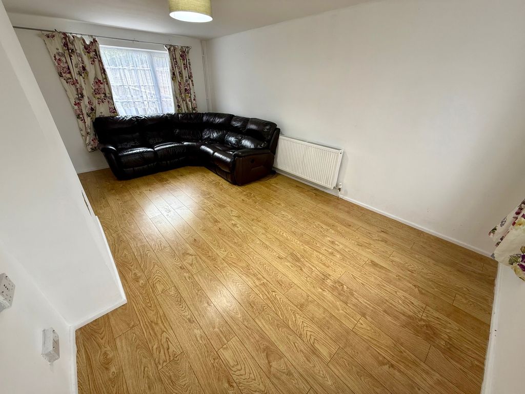 Property photo 3 of 15 Image