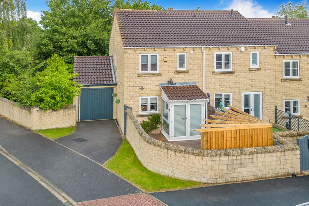 Property photo 3 of 33
