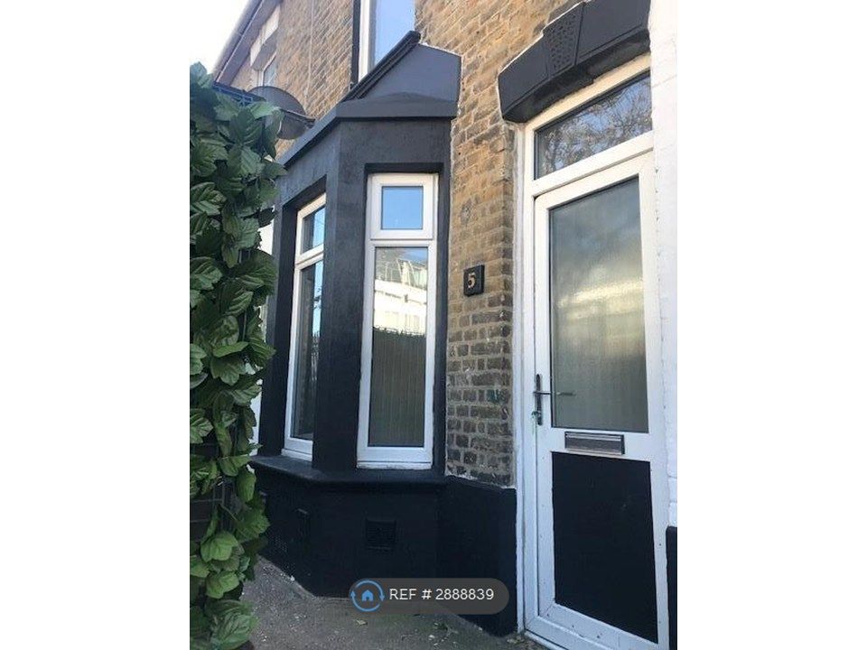 Property photo 1 of 34