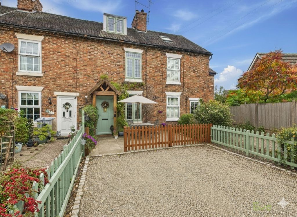 Property photo 1 of 19 Front Of House - Wisteria Cottage Marsh Lane Charl
