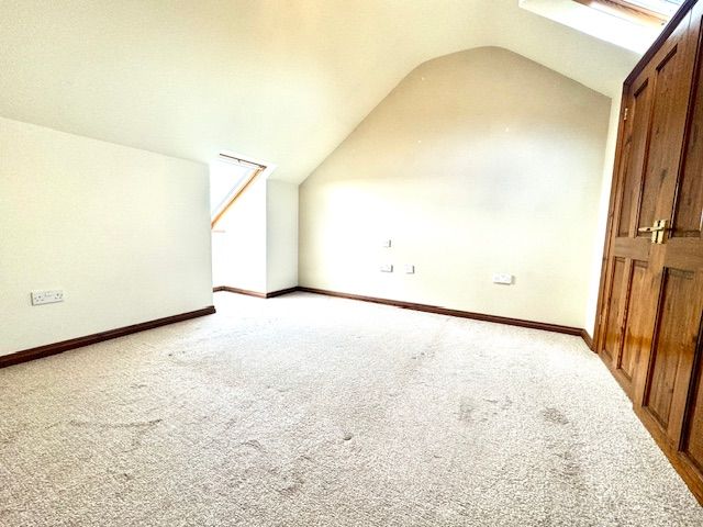 Property photo 2 of 9 Balcony