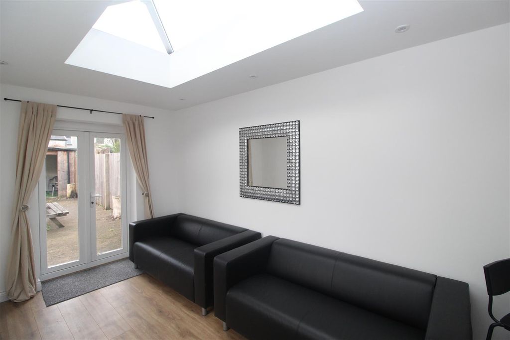 Property photo 3 of 25 Img_3612.Jpg
