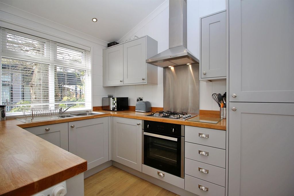 Property photo 3 of 30 Img_2927.Jpg