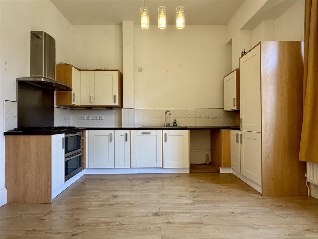 Additional image 5 of 2 bed flat for saleFrome Court, Bartestree, Hereford HR1