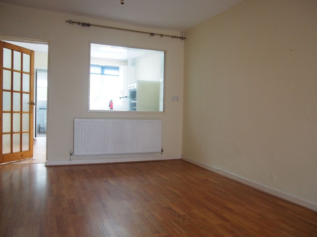 Property photo 3 of 11 Photo 1