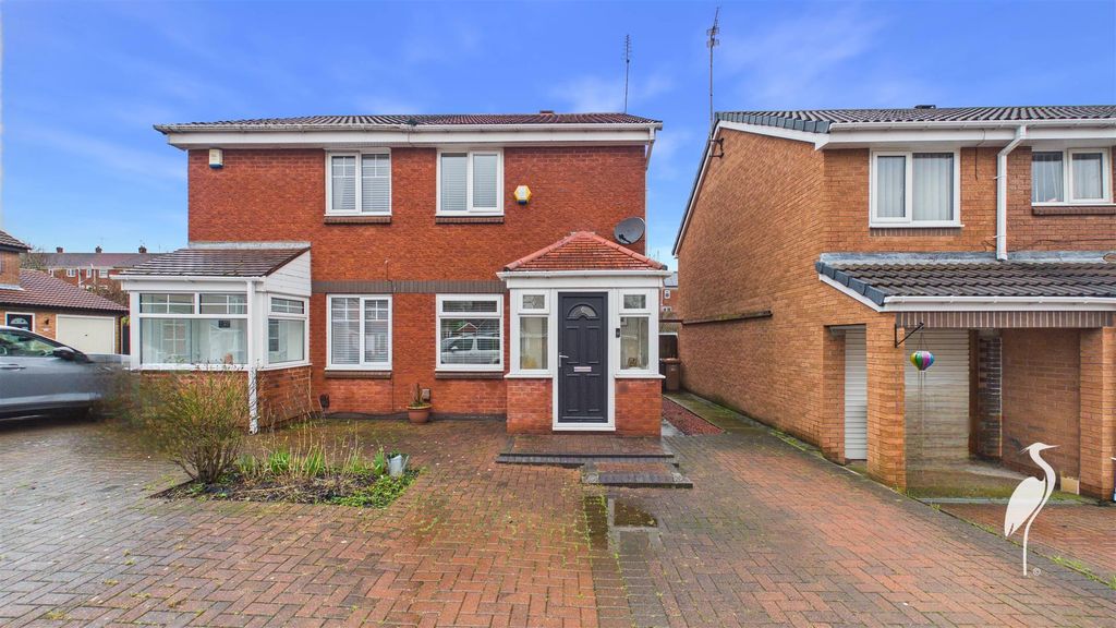 Property photo 1 of 21