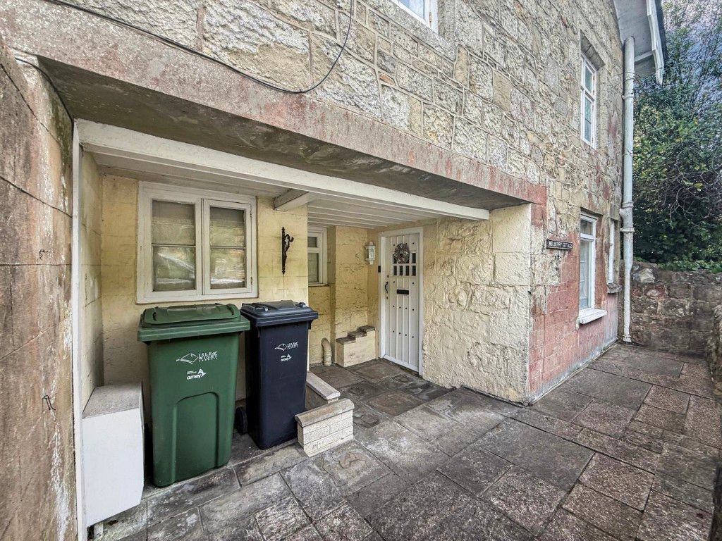 Property photo 3 of 19 Front Entrance