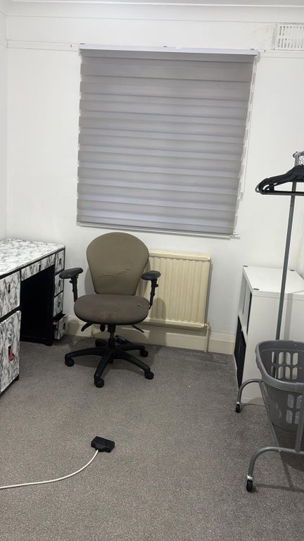 Property photo 1 of 3