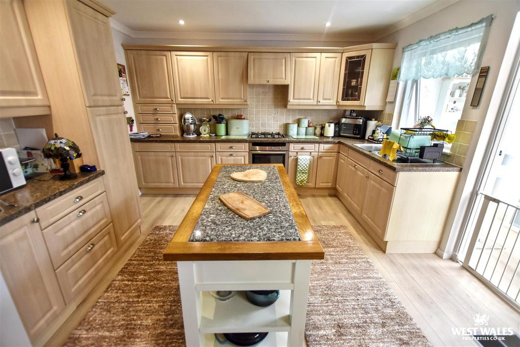 Property photo 3 of 25 11 (15).Jpg
