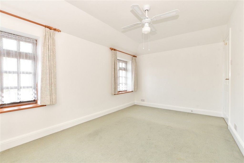 Property photo 3 of 12 Bedroom 1