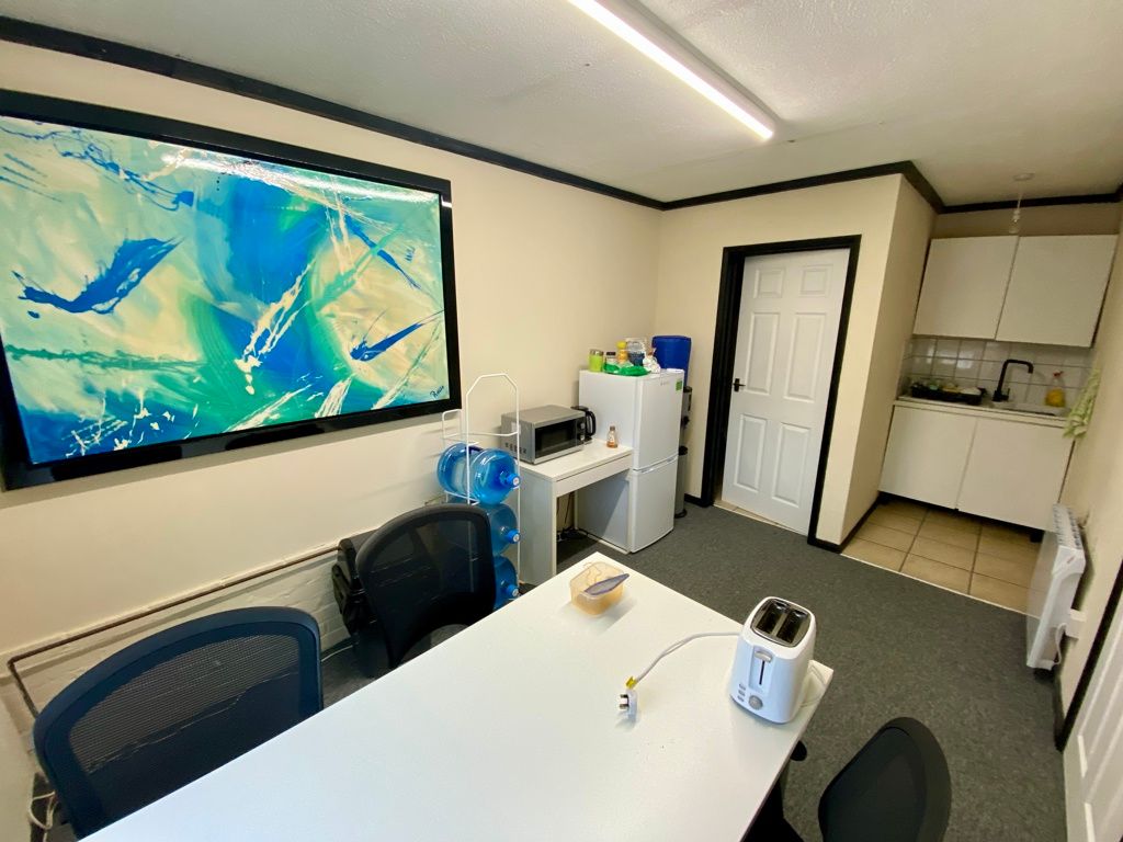 Property photo 3 of 4 Photo 2