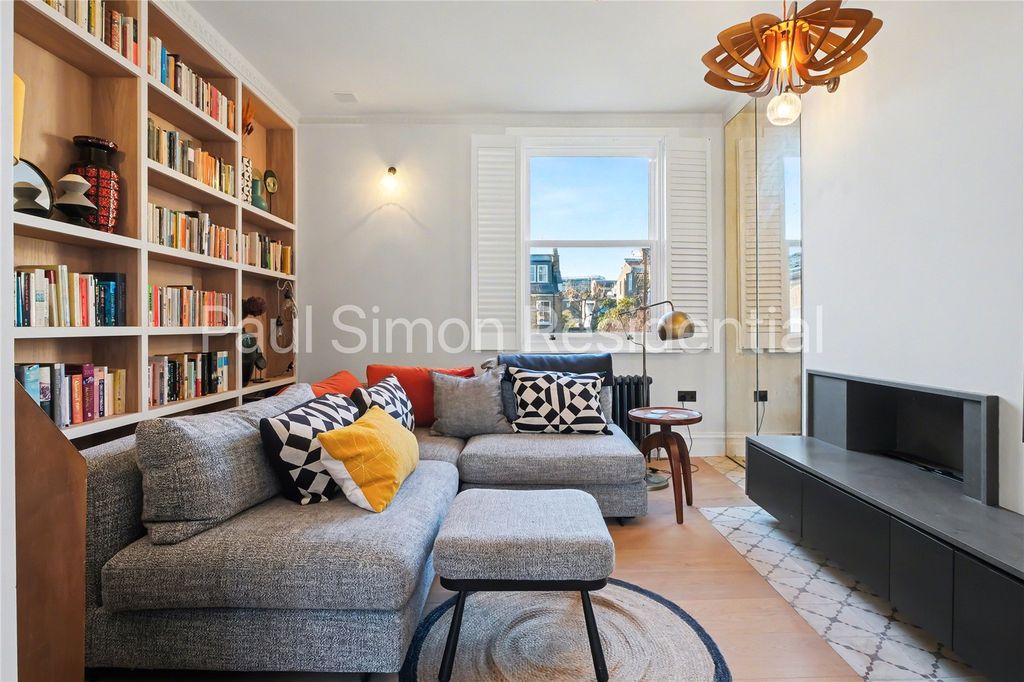 Property photo 3 of 28 Picture No. 53