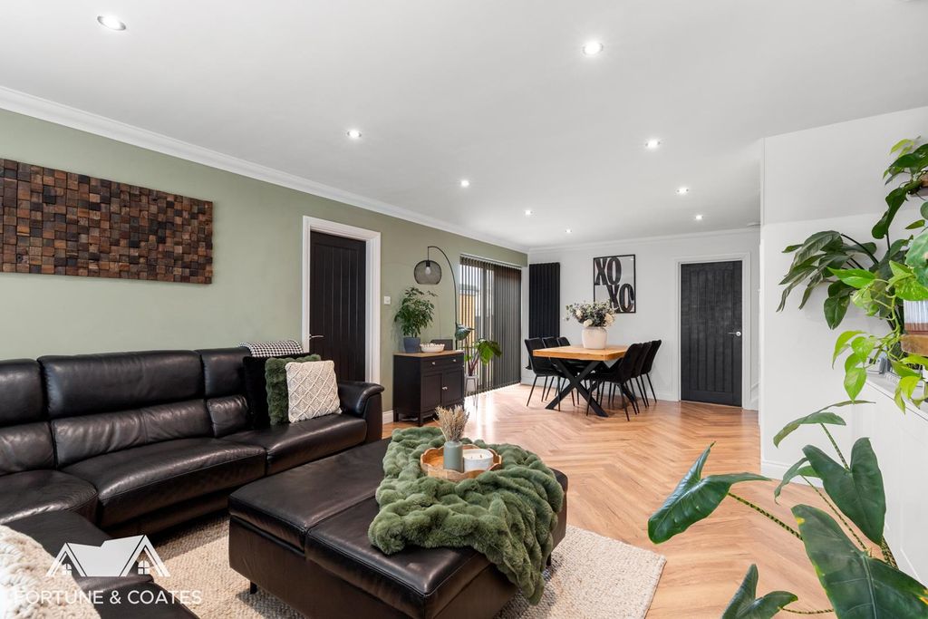 Property photo 2 of 36 Firpark_28.Jpg