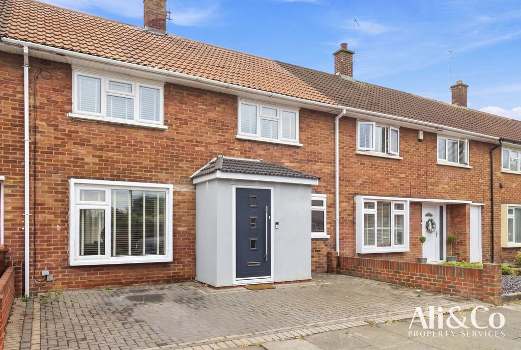 Property photo 1 of 33