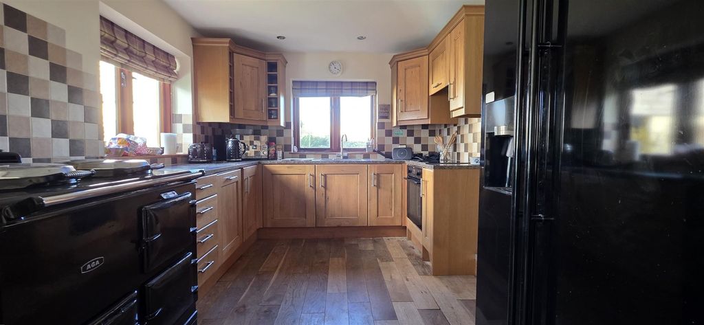 Property photo 3 of 13 20260204_142109.Jpg