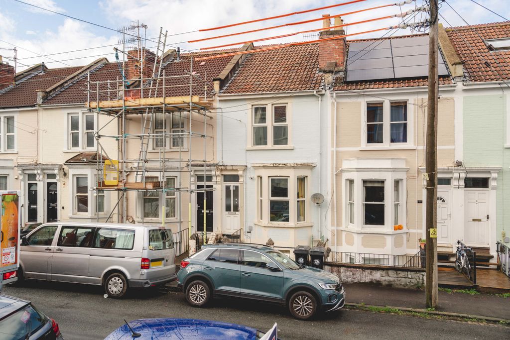 Property photo 2 of 15 Photo 2