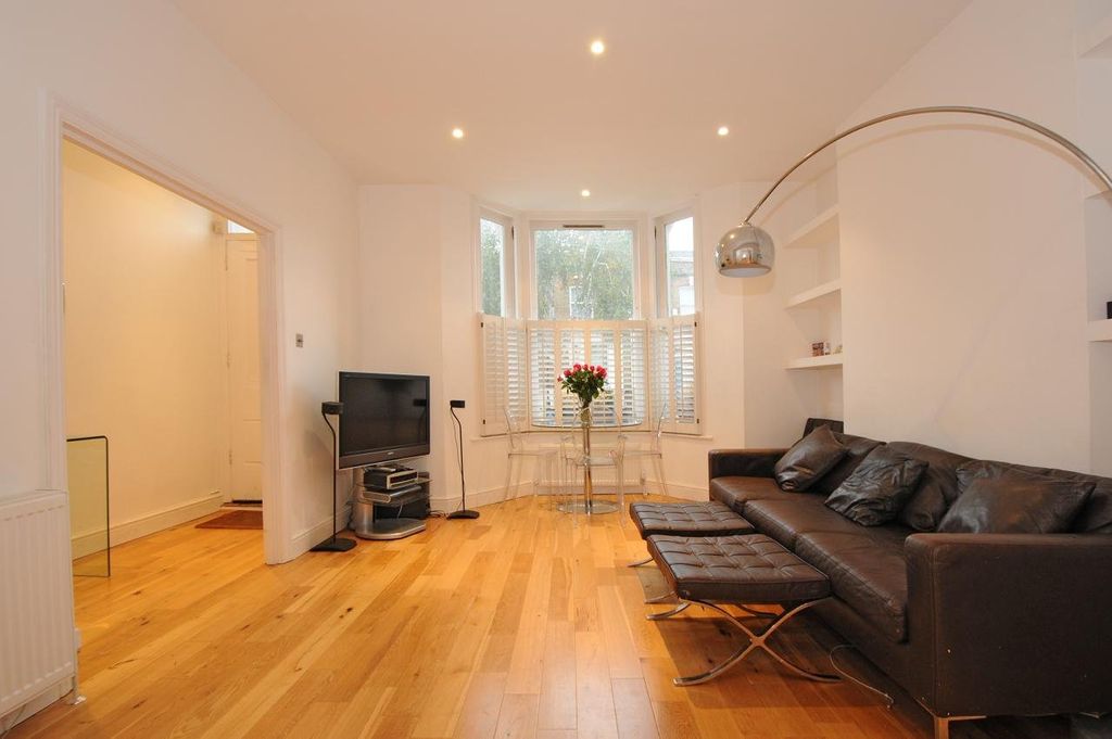 Property photo 2 of 7