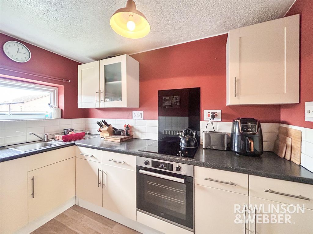 Property photo 2 of 12 Img_1748.Jpg