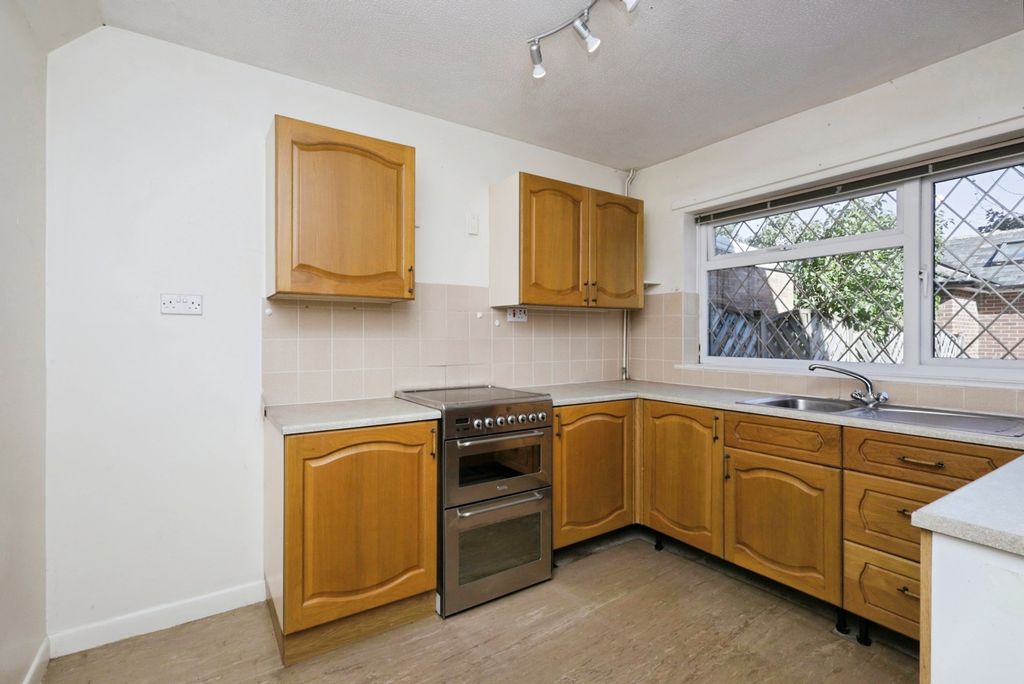 Property photo 2 of 18 Photo