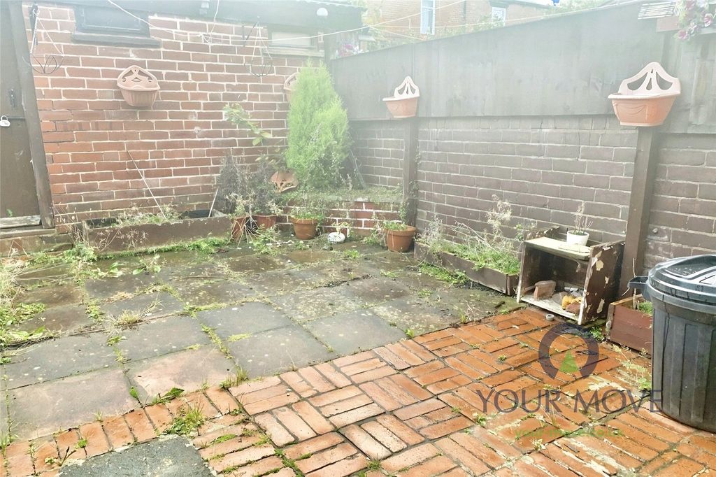 Property photo 2 of 6 External