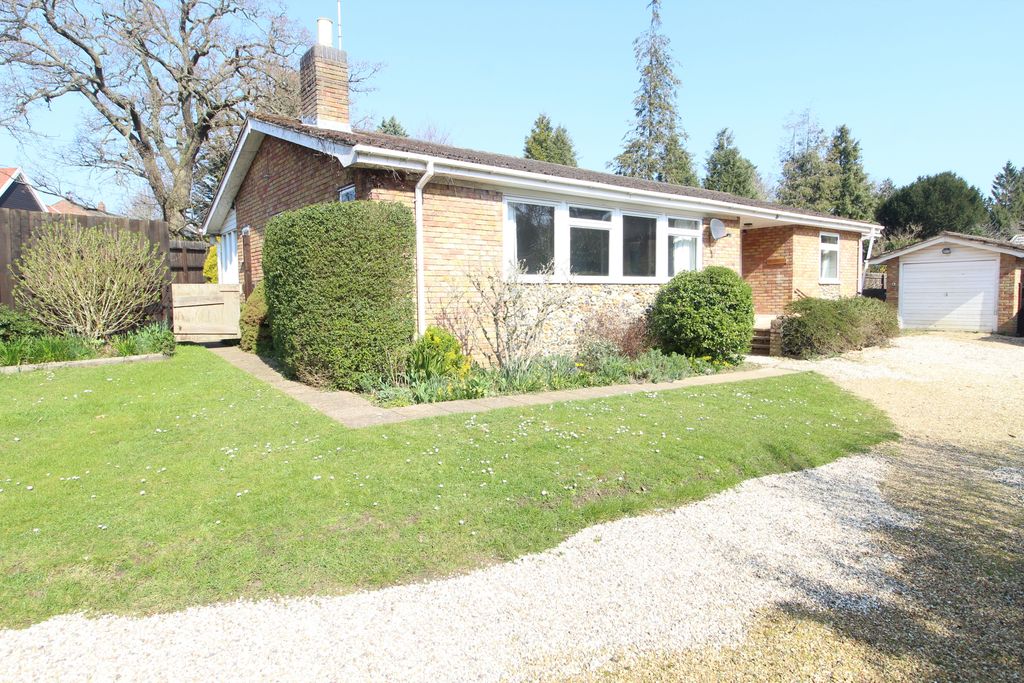 Property photo 1 of 9