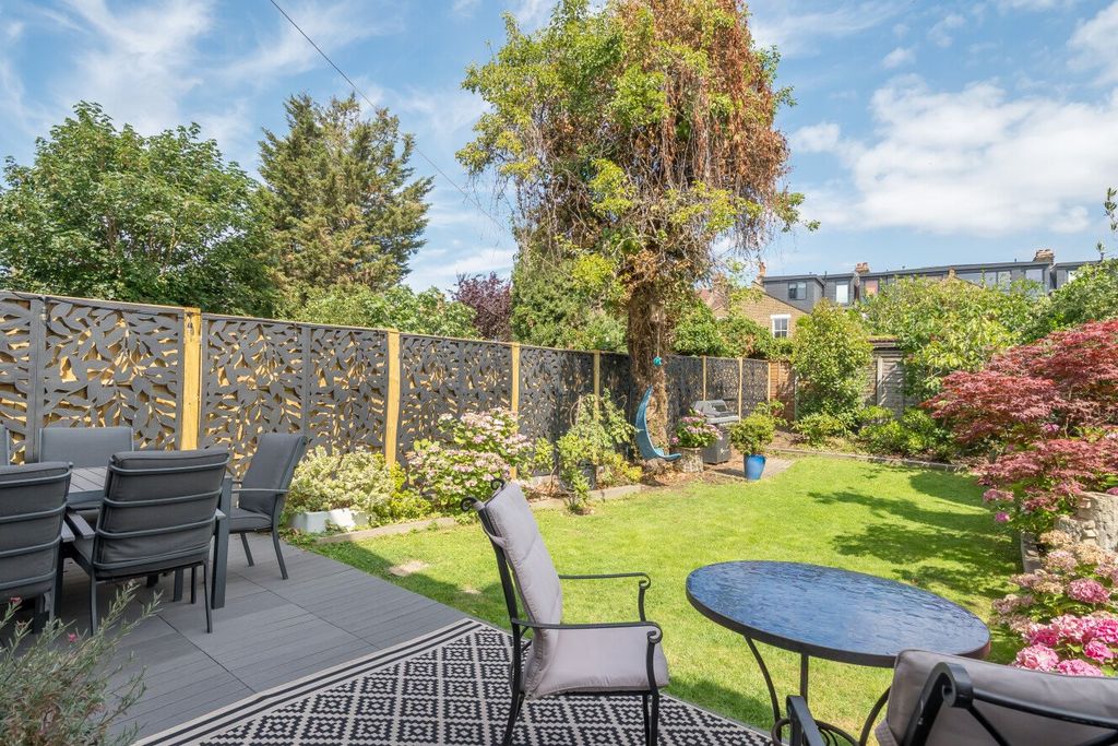 Property photo 3 of 31 Picture No. 20