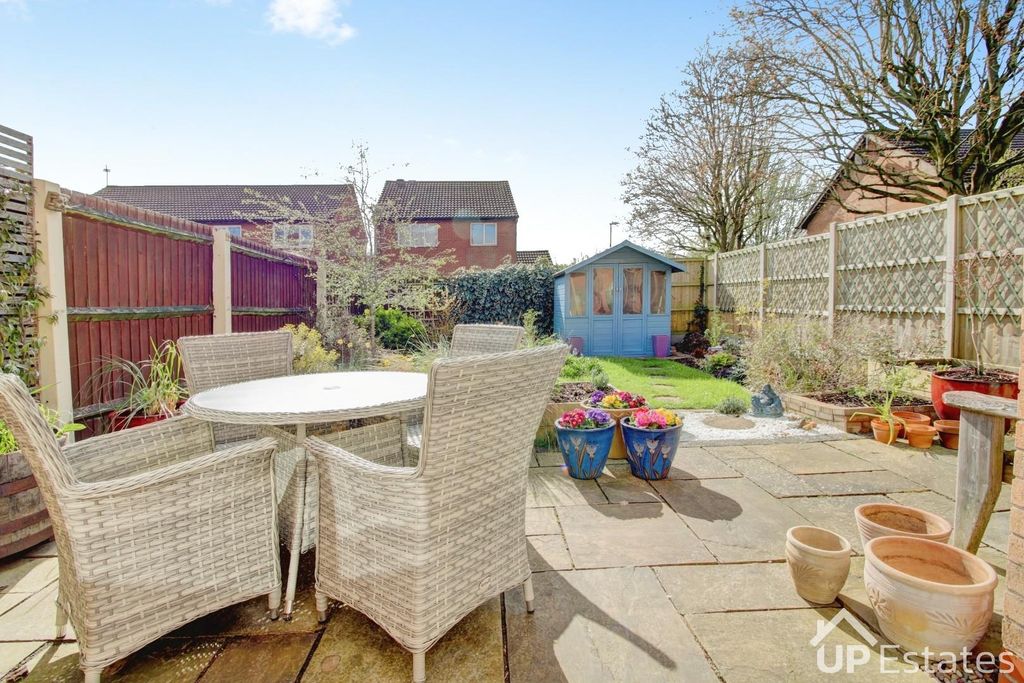 Property photo 2 of 25