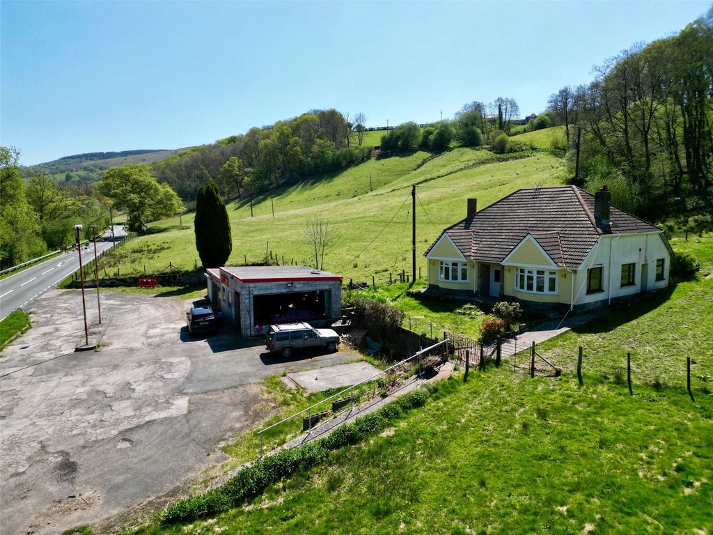 Property photo 1 of 16 Picture No. 01