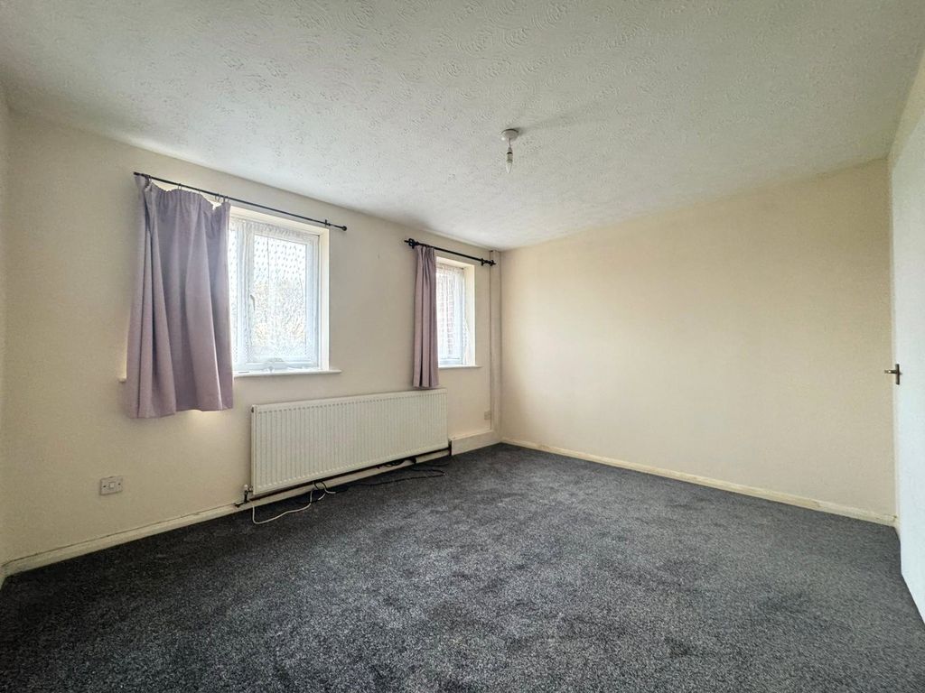 Property photo 2 of 6 Picture No. 09