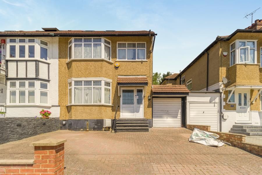 Property photo 1 of 11