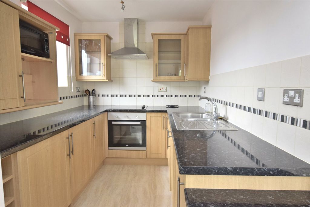 Property photo 2 of 11 Picture No. 26