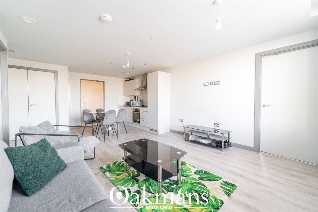 Property photo 3 of 29 Picture No. 13