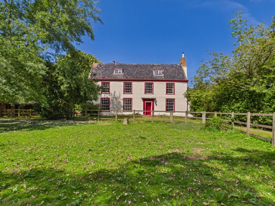 Property photo 1 of 26