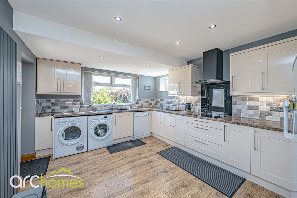 Property photo 3 of 23 Dsc09619-Edit-Edit.Jpg