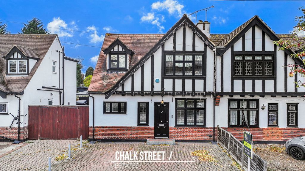 Property photo 1 of 46