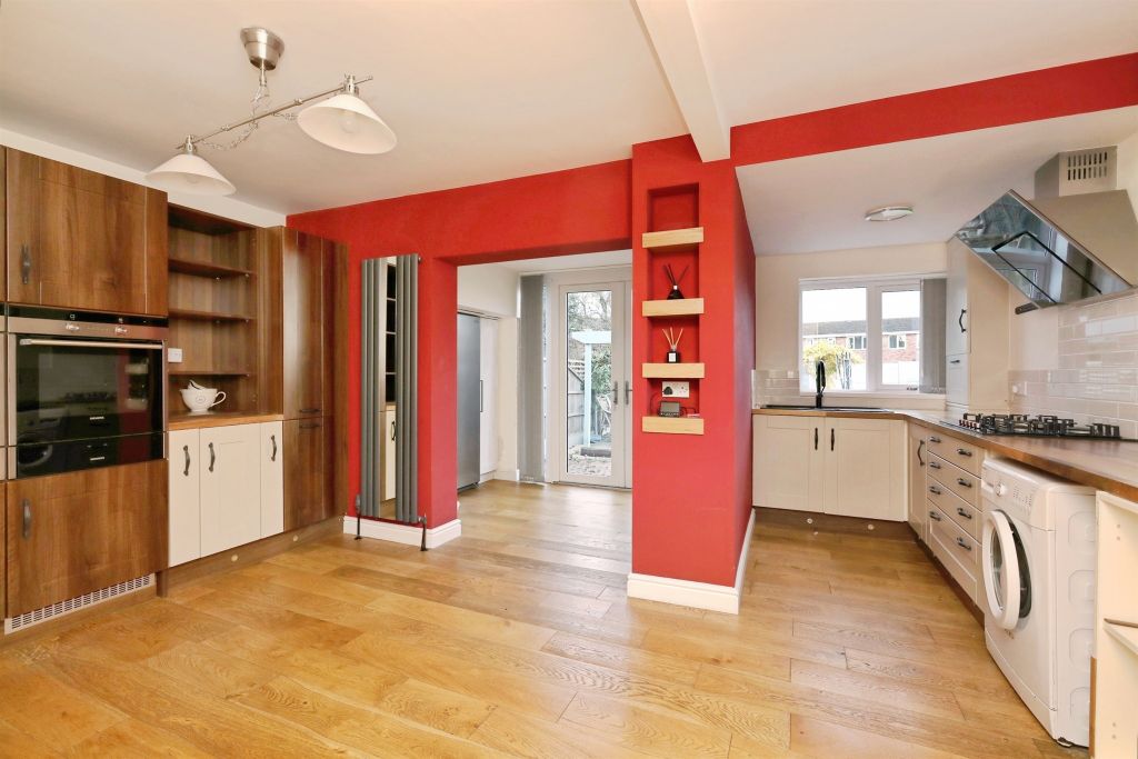 Property photo 3 of 15