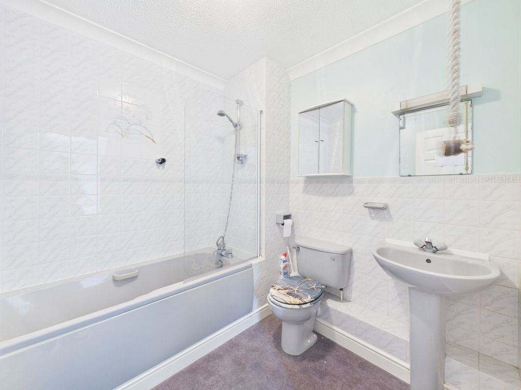 Additional image 9 of 2 bed flat for saleAlta Vista Road, Paignton TQ4
