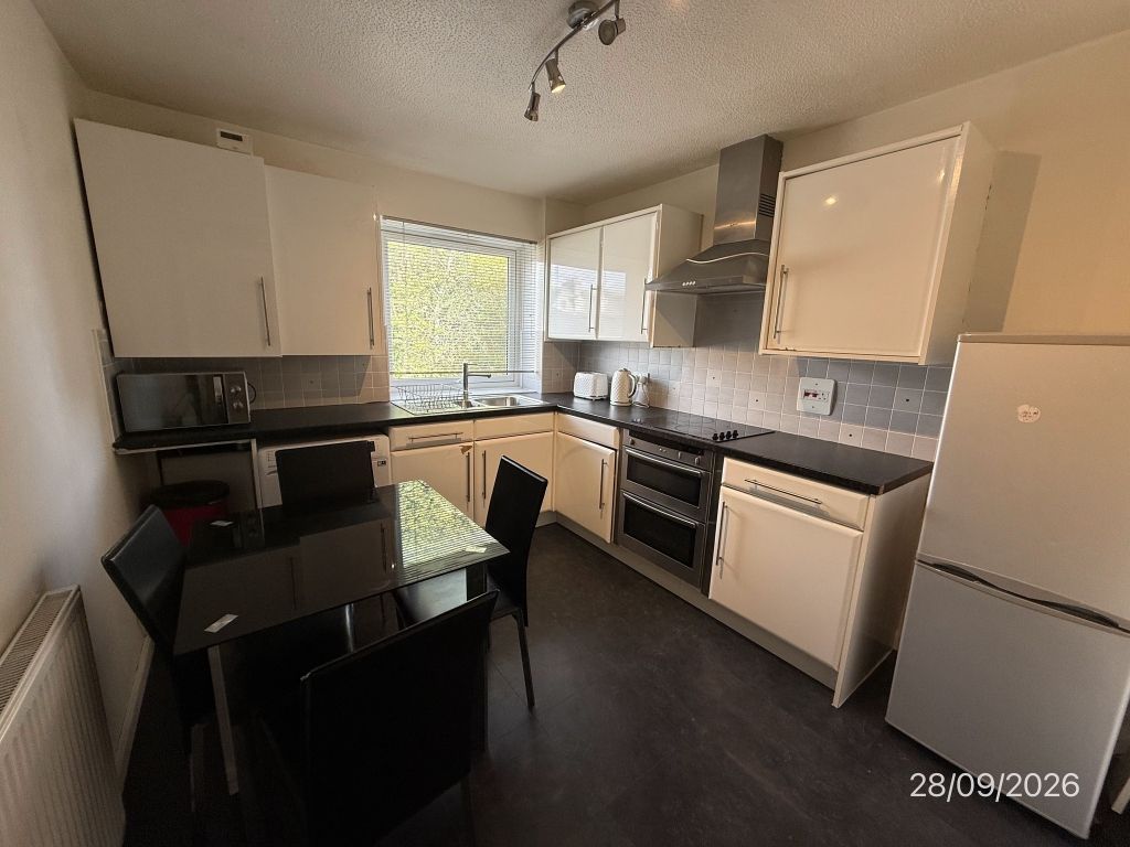 Property photo 2 of 11 Kitchen/Dining