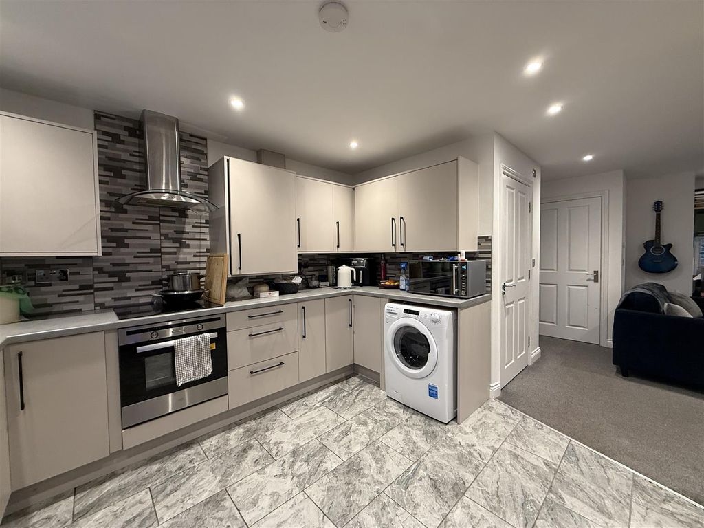 Property photo 3 of 18 Img_2600.Jpeg