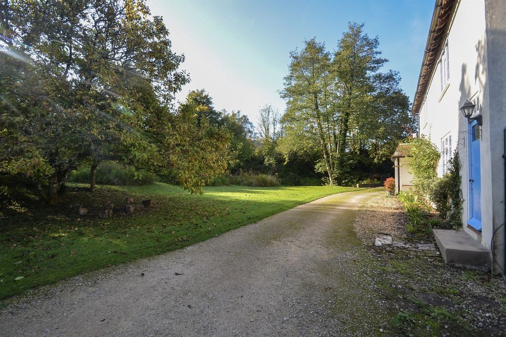 Property photo 2 of 11 Other